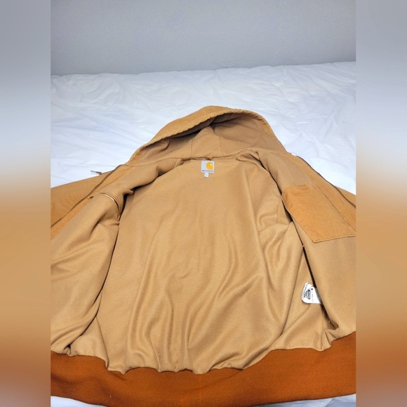 Carhartt J131 - Duck Active Jacket - Thermal Lined - Picture 2 of 9